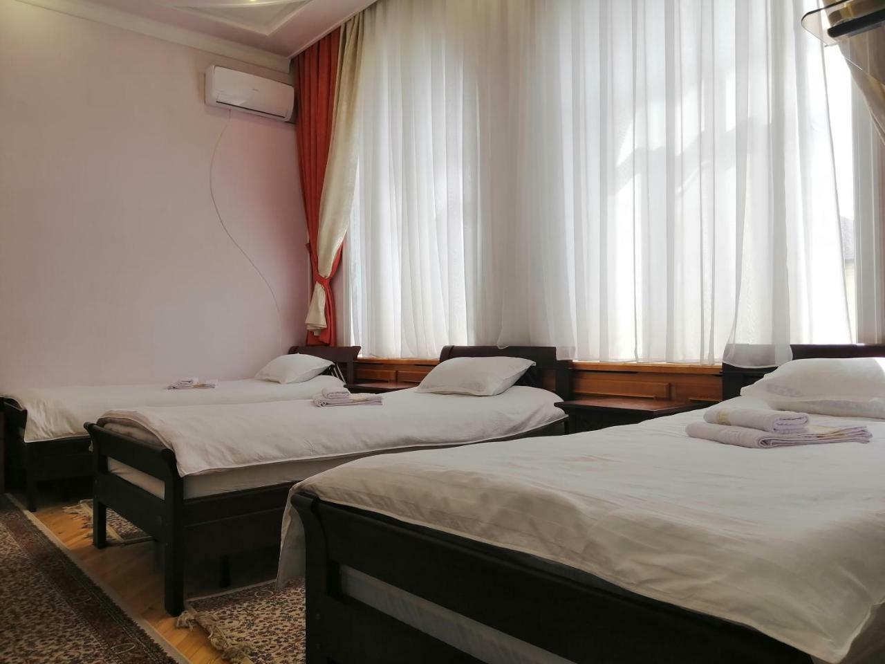 Rakat Hostel Tashkent Ngoại thất bức ảnh