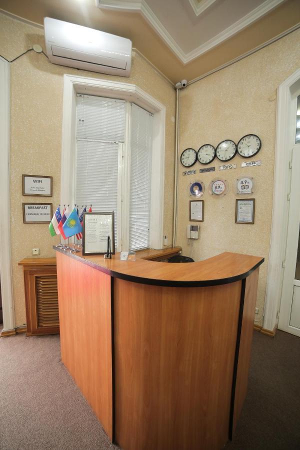 Rakat Hostel Tashkent Ngoại thất bức ảnh