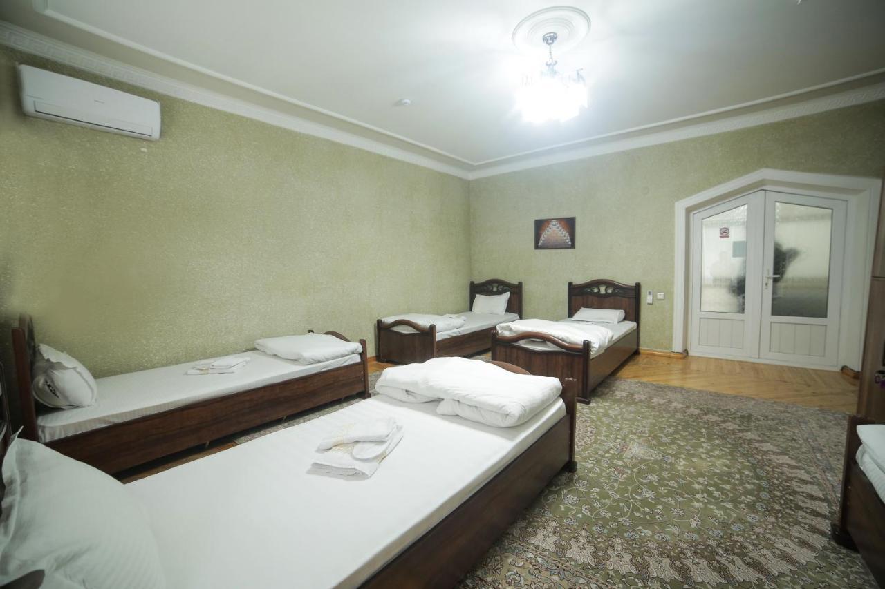 Rakat Hostel Tashkent Ngoại thất bức ảnh